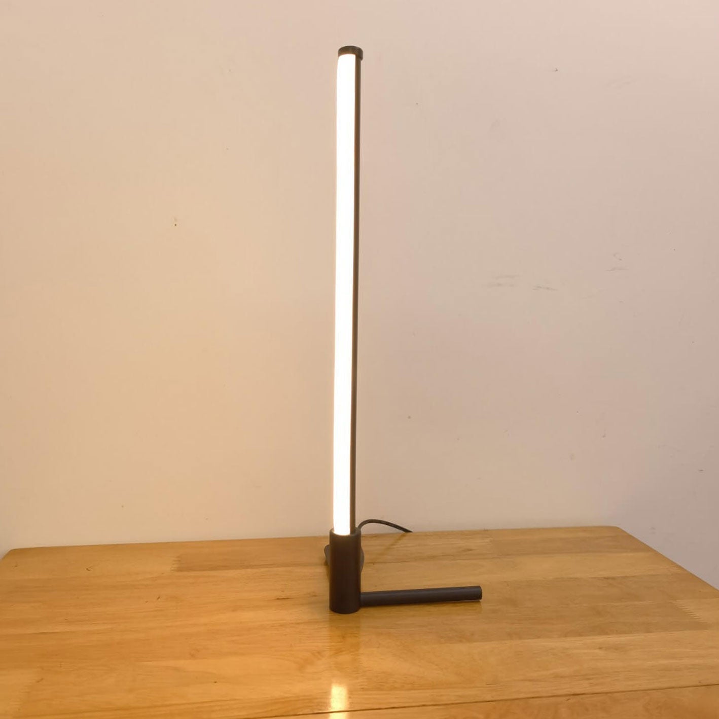 Lumospark | LED Table Lamp for Desk and Bedside 3