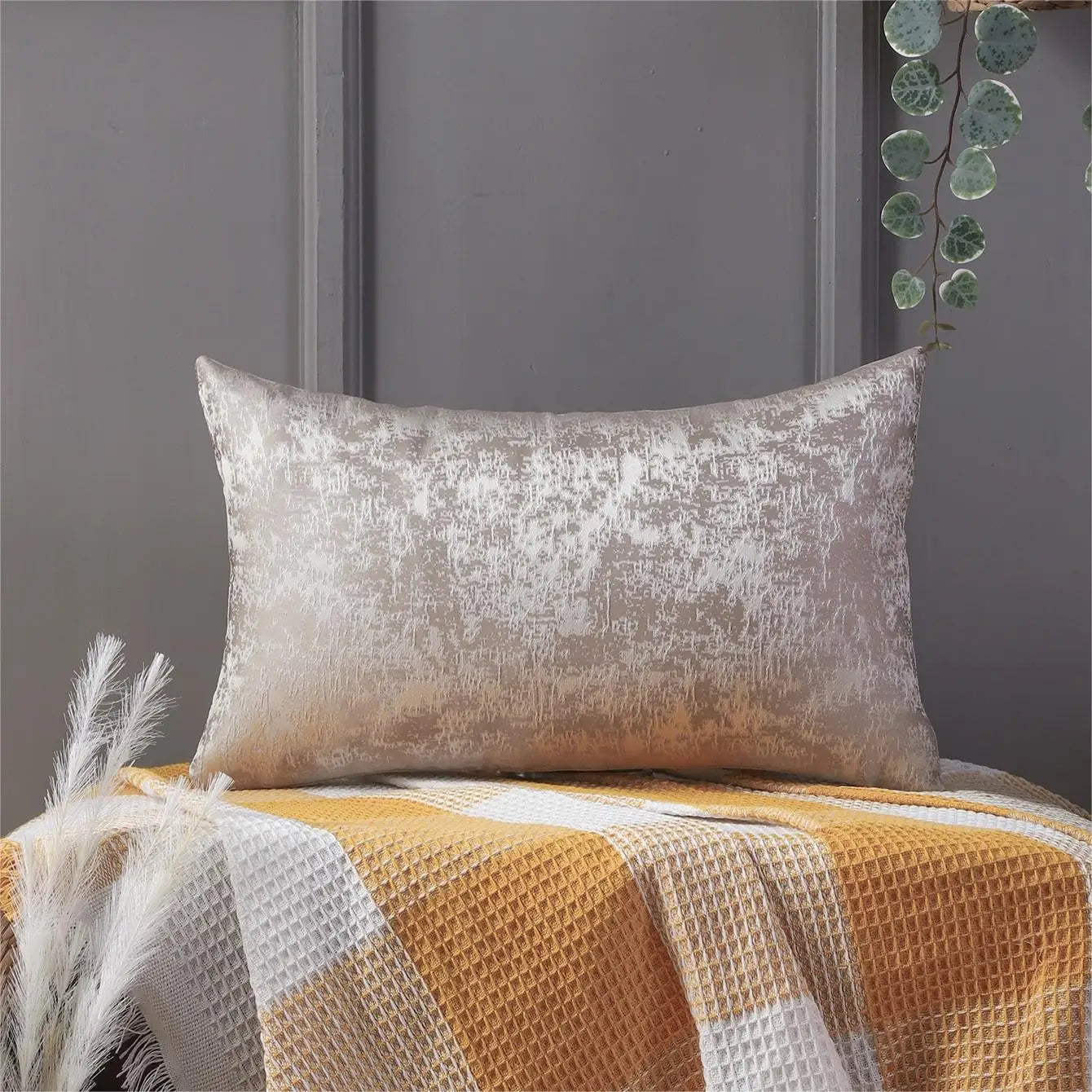 Luxurious Velvet Pillowcases