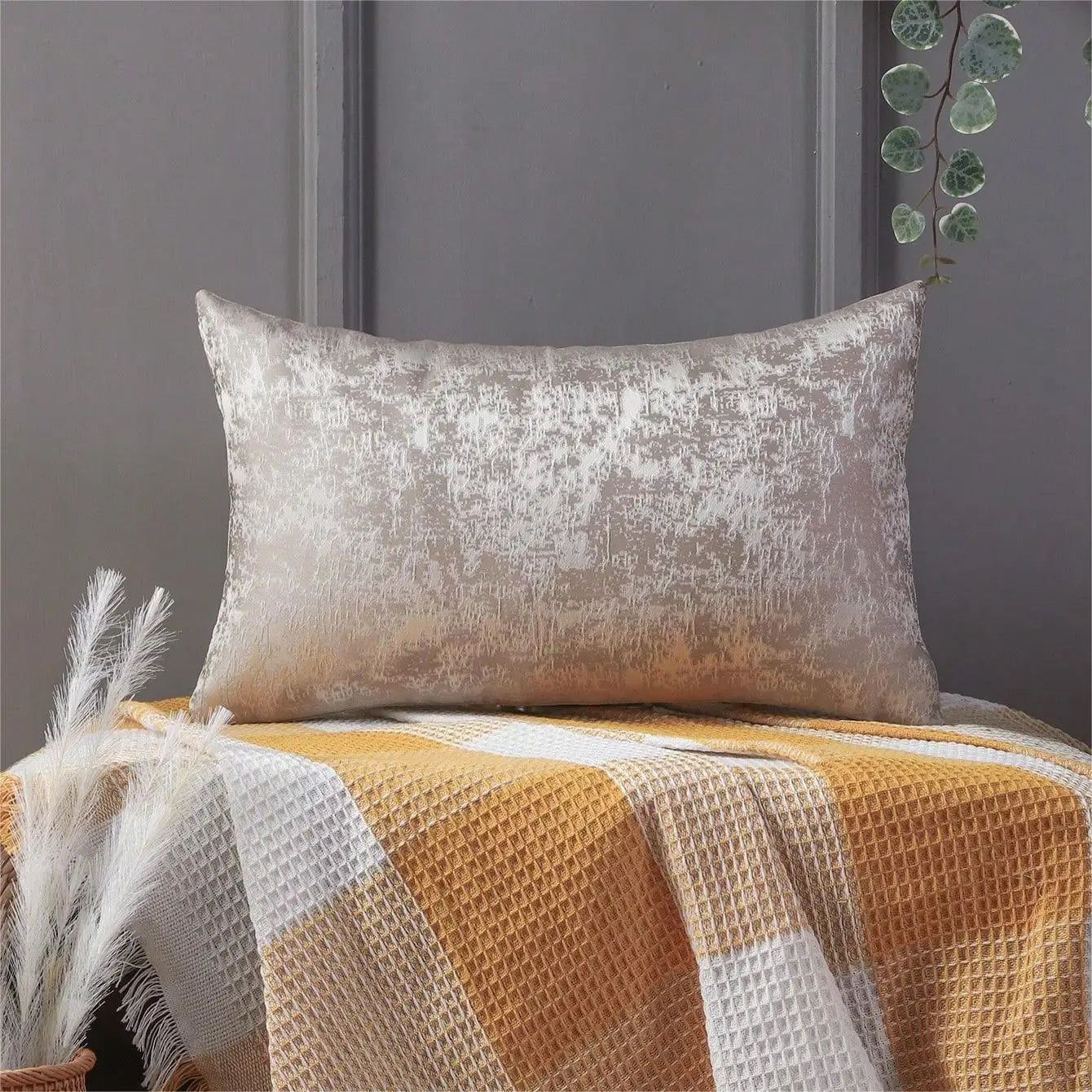 Luxurious Velvet Pillowcases