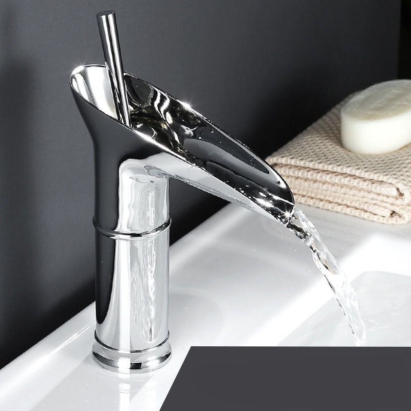 Mirelia | Retro Waterfall Bathroom Faucet 6