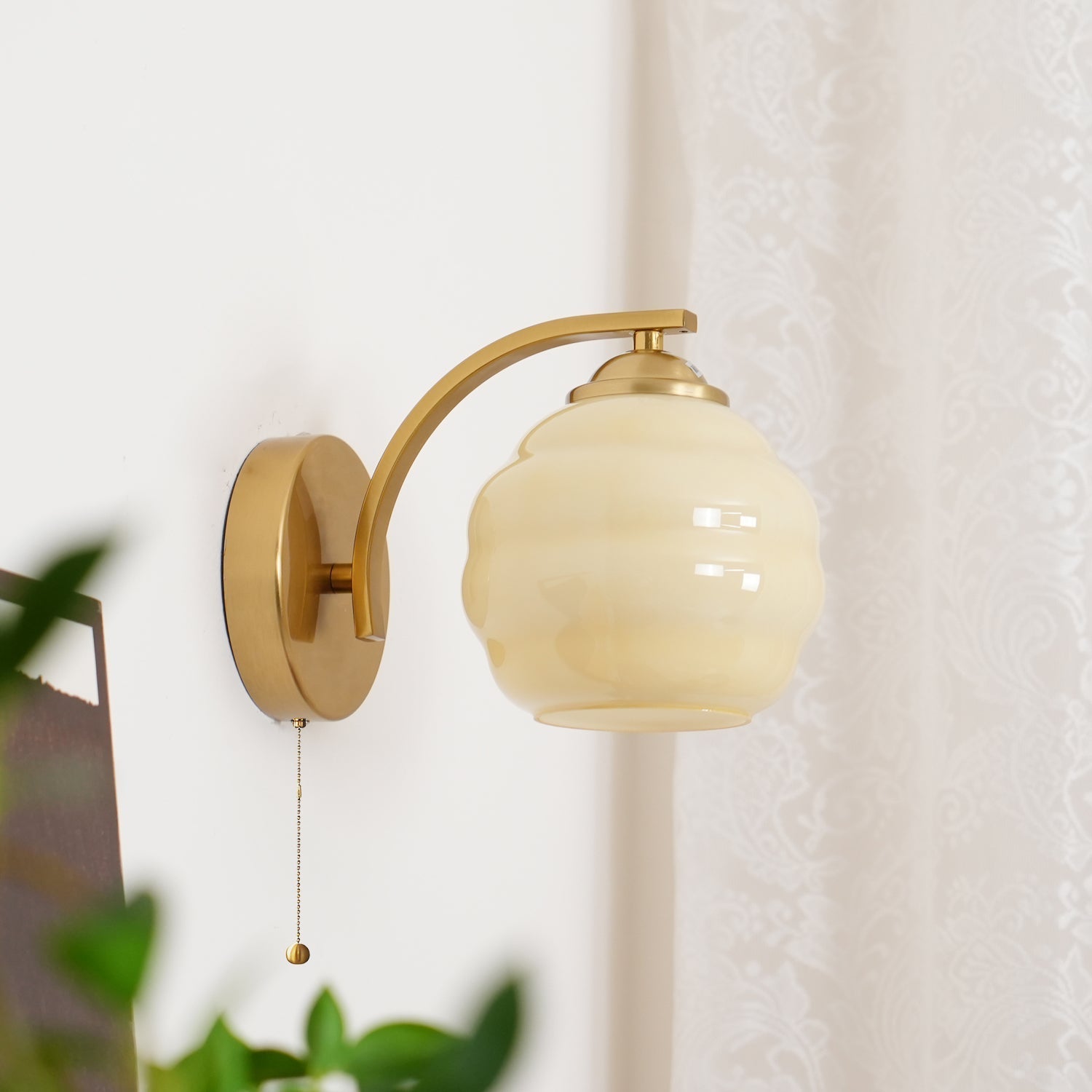 GlowTrek | Gatsby Glow wall light | Lamp Lounge