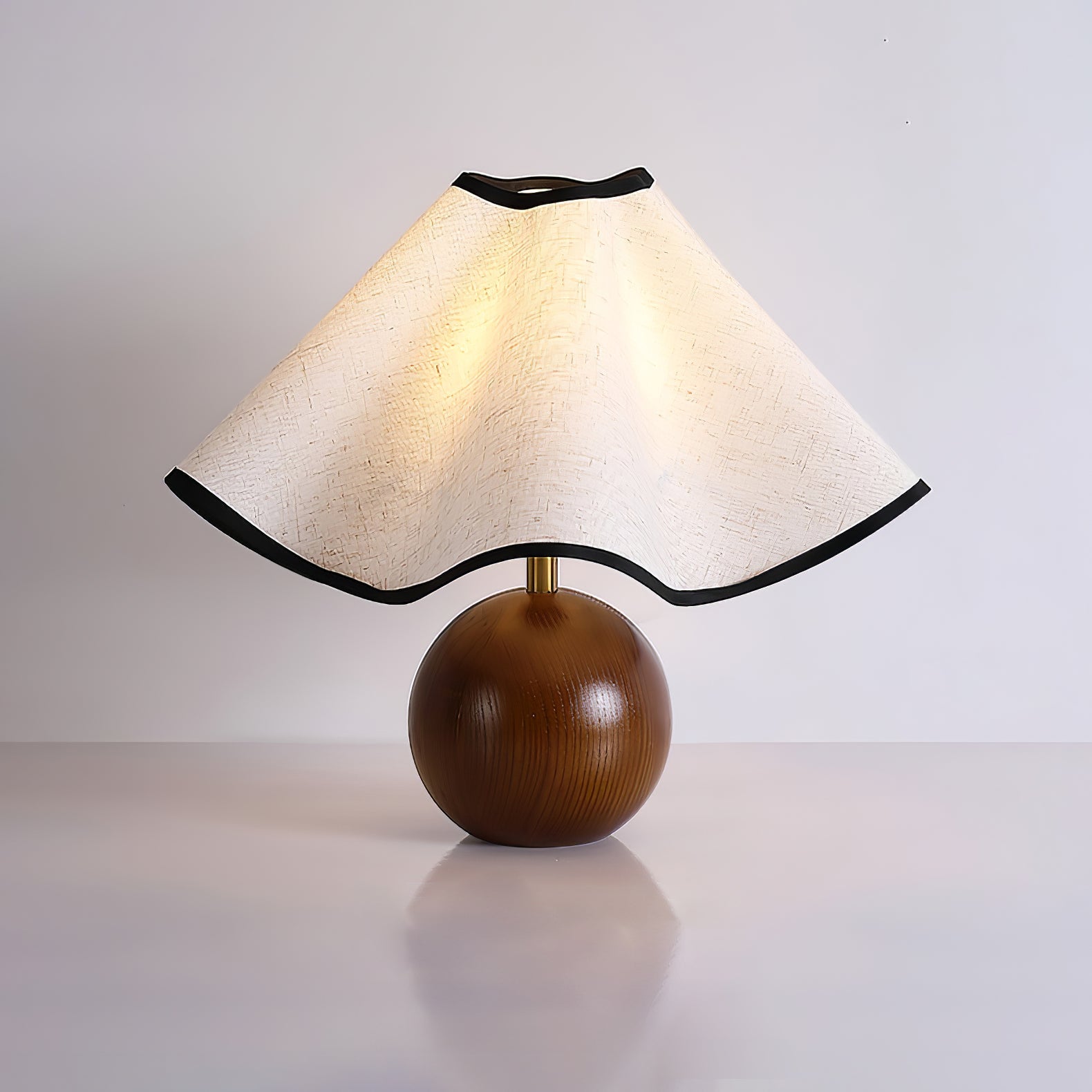 AstraBeam | Moderne Tischlampe