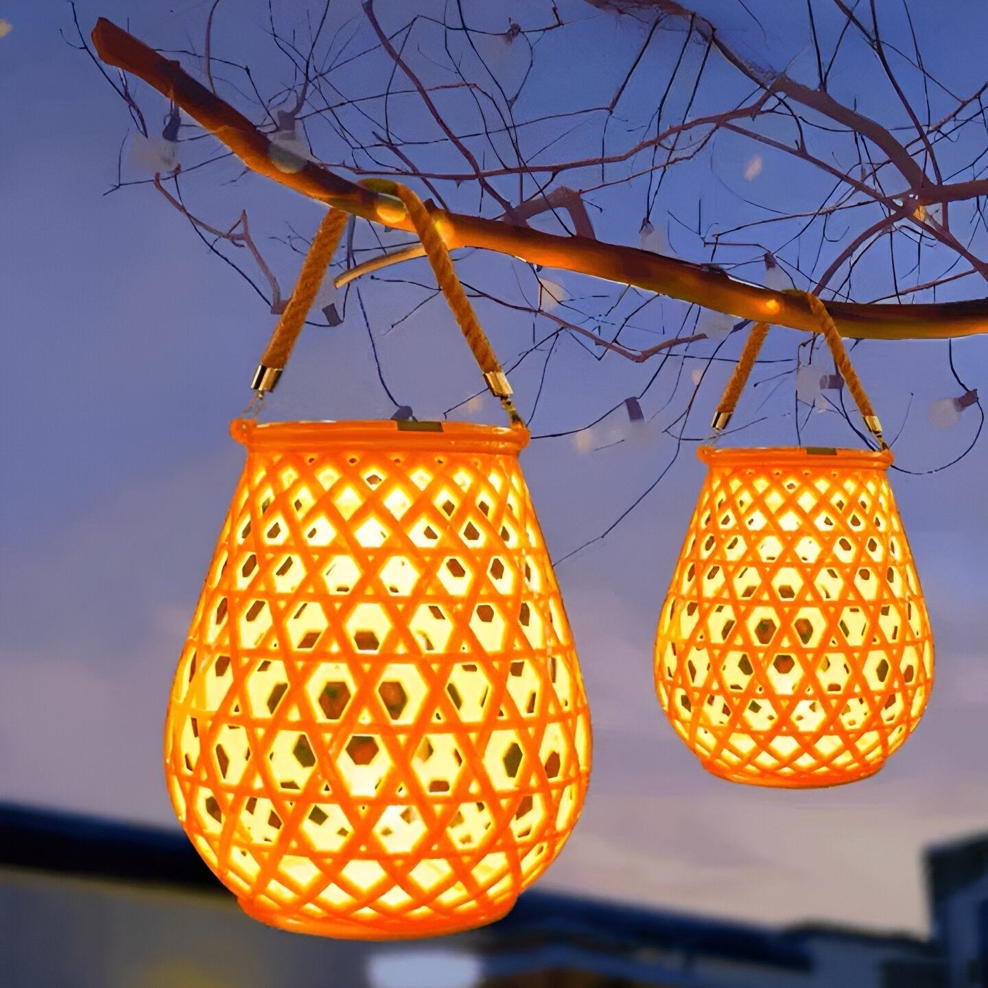 Bamboo-Look Solar Outdoor Lantern for Garden Lighting