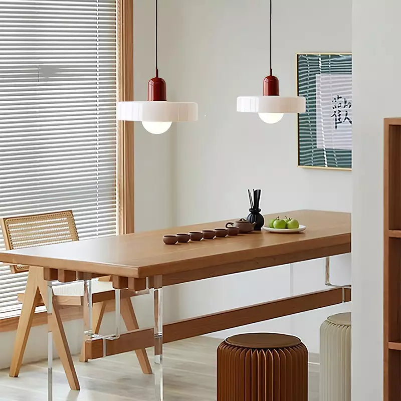 Bauhaus | Pendant light made of colored glass