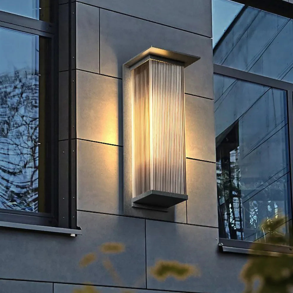 Belisara | Modern Outdoor Wall Sconce Lamp