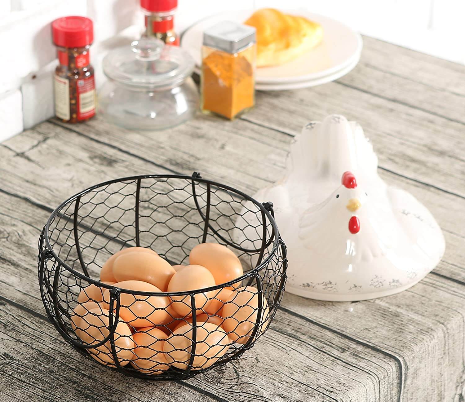 Ceramic Egg Holder with Charming Chicken Design