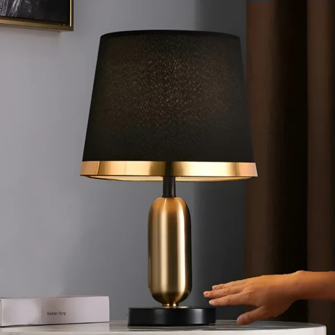 Cilona | Lámpara de mesa moderna