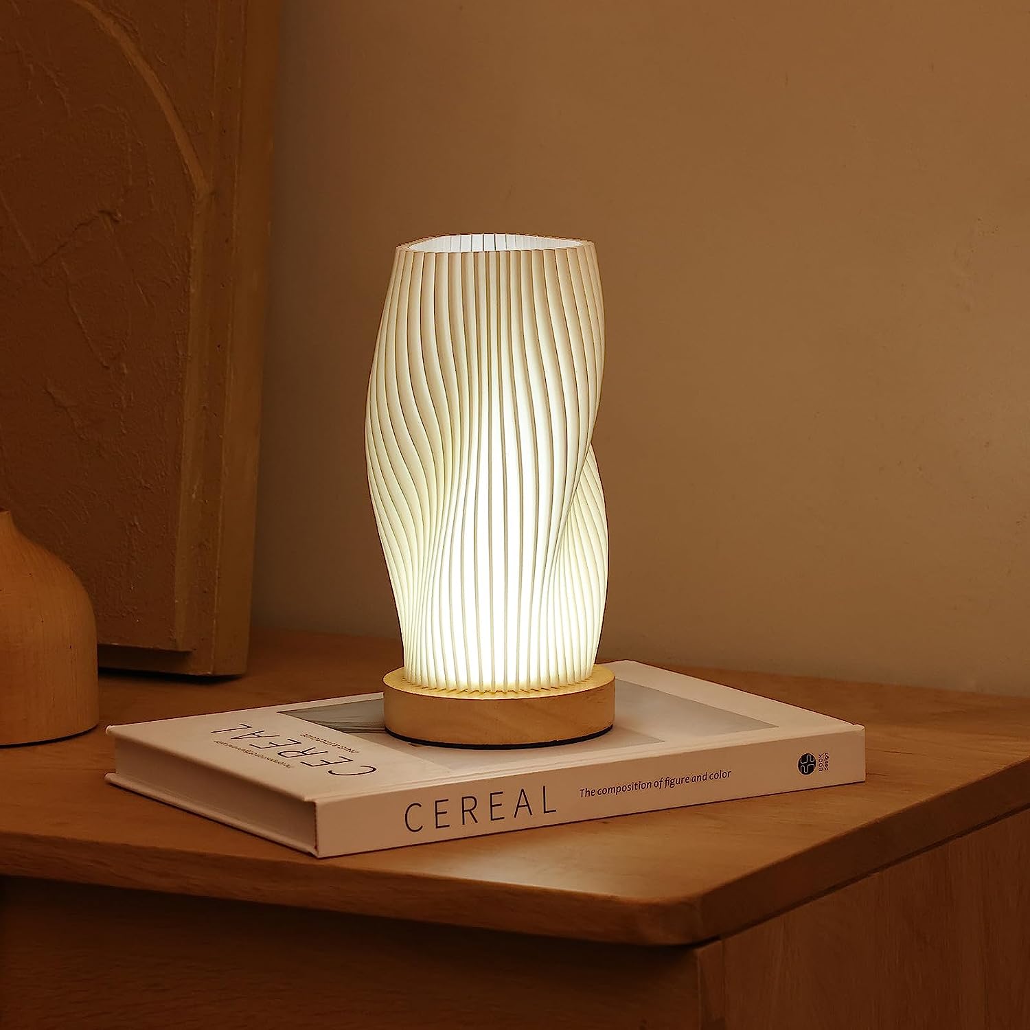 Dimmable USB Table Lamp