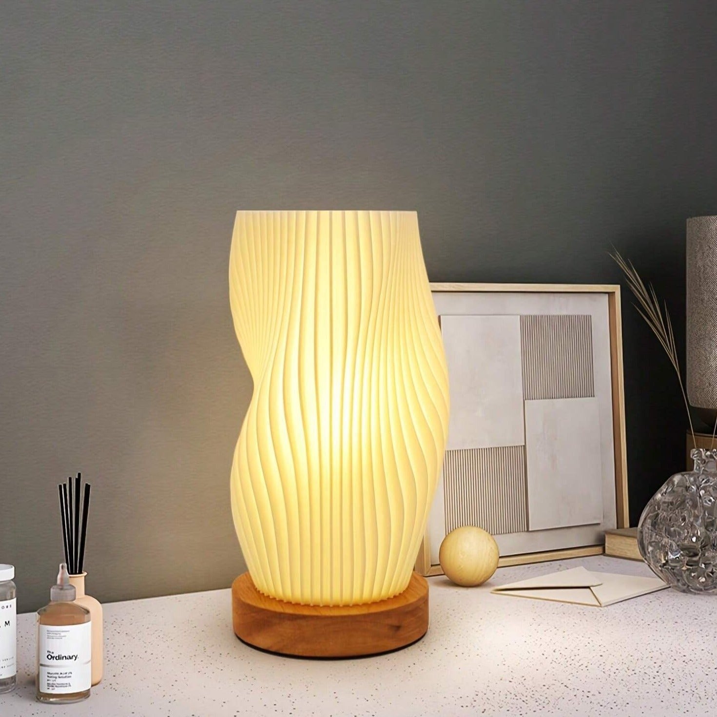 Dimmable USB Table Lamp