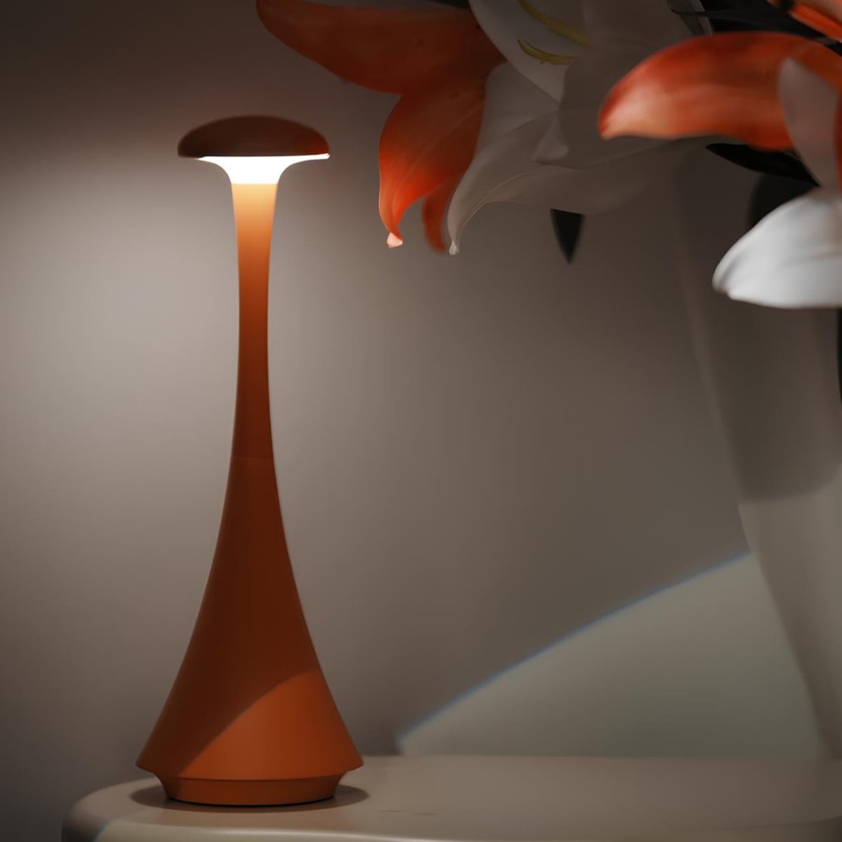 Elance | Lampada da tavolo senza fili con controllo touch, illuminazione dimmerabile per comodino o scrivania
