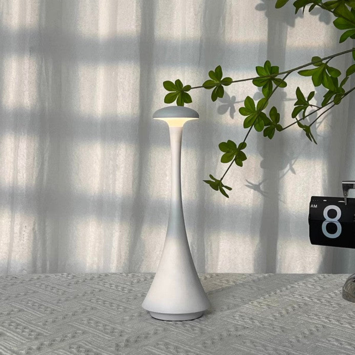 Elance | Lampada da tavolo senza fili con controllo touch, illuminazione dimmerabile per comodino o scrivania