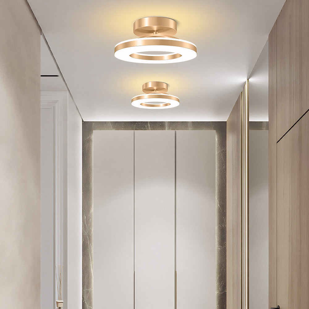 Elegant LED ceiling light for flat mounting