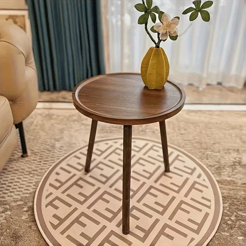 Eleganter Holztisch für Kaffee
