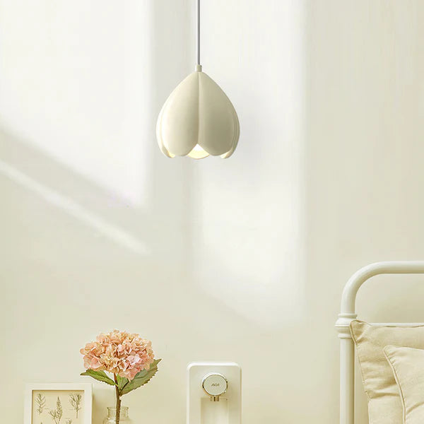 Florena | Pendant Light – Cream Shade, Nature-Inspired Design 0