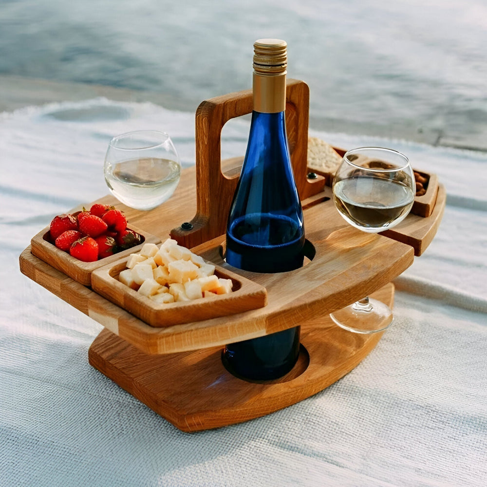 Klappbarer Holztisch für Picknick mit Weinhalter