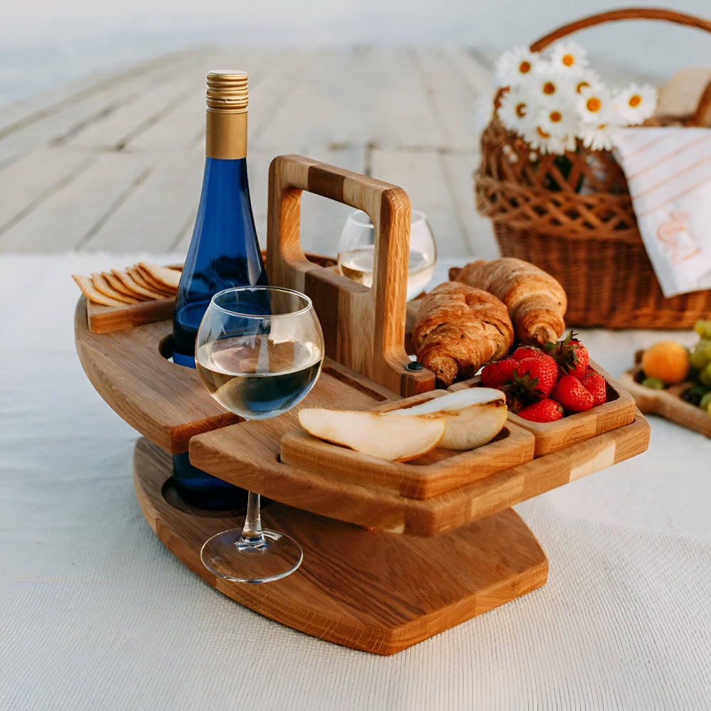 Klappbarer Holztisch für Picknick mit Weinhalter