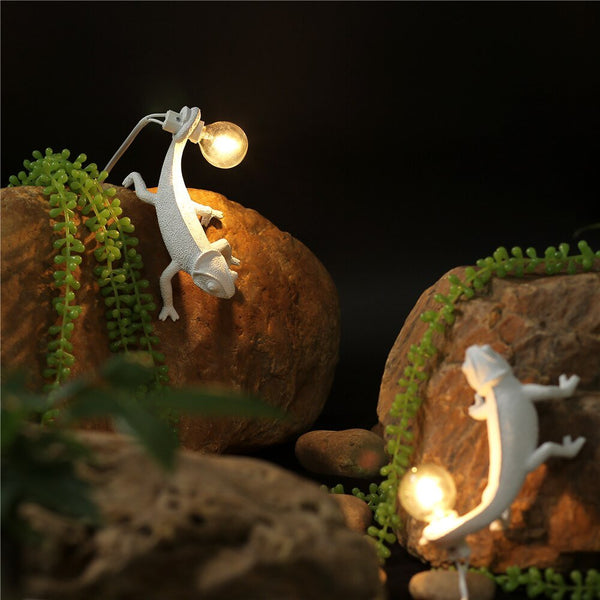 GlowFlicker | Modern Dierenhars Lizard table lamps