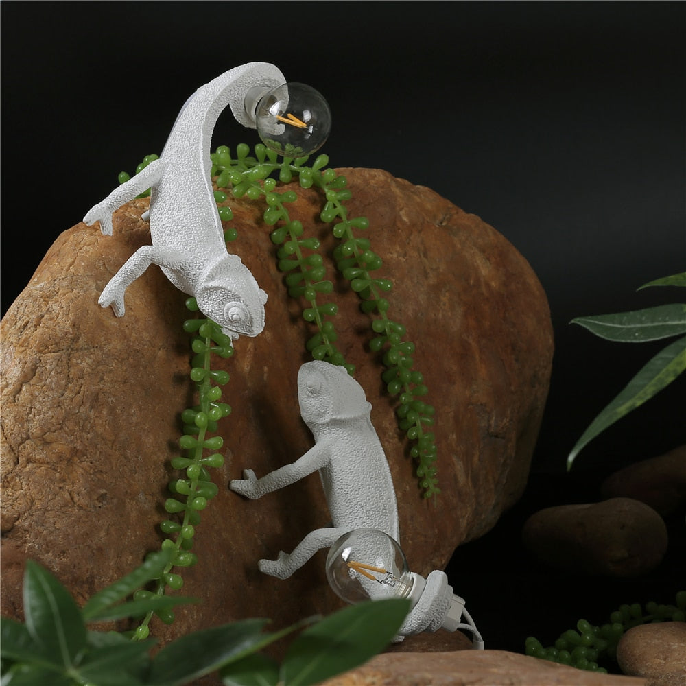 GlowFlicker | Modern Dierenhars Lizard table lamps
