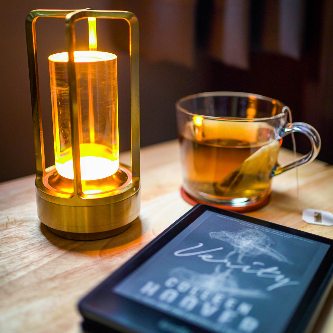 Ambient Lantern - Cordless Crystal Table Lamp