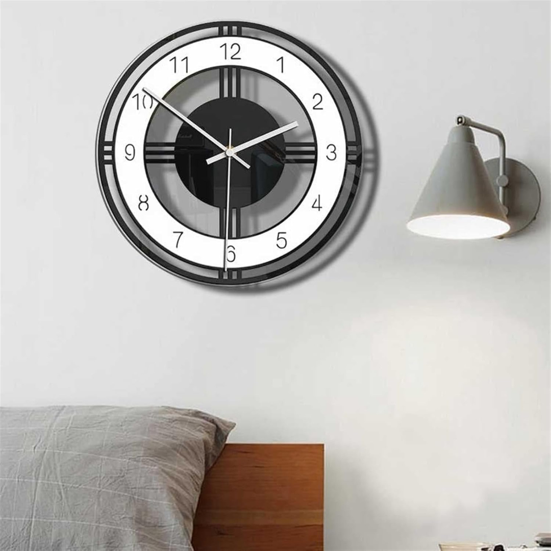 Große moderne Wanduhr
