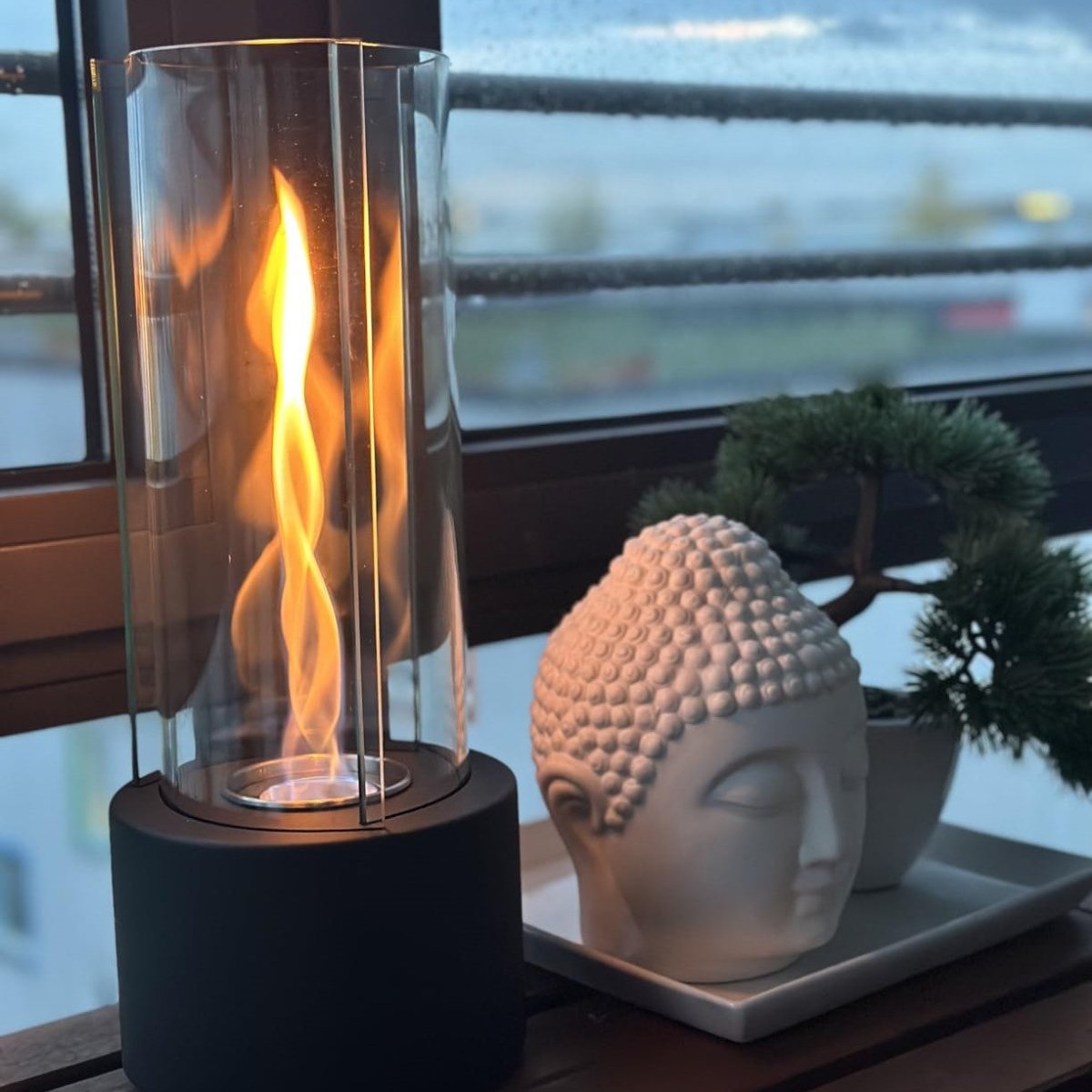 Lumineer | Lámpara de mesa elegante