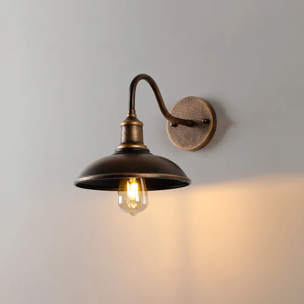 Isyrae | Outdoor Wall Light Fixture