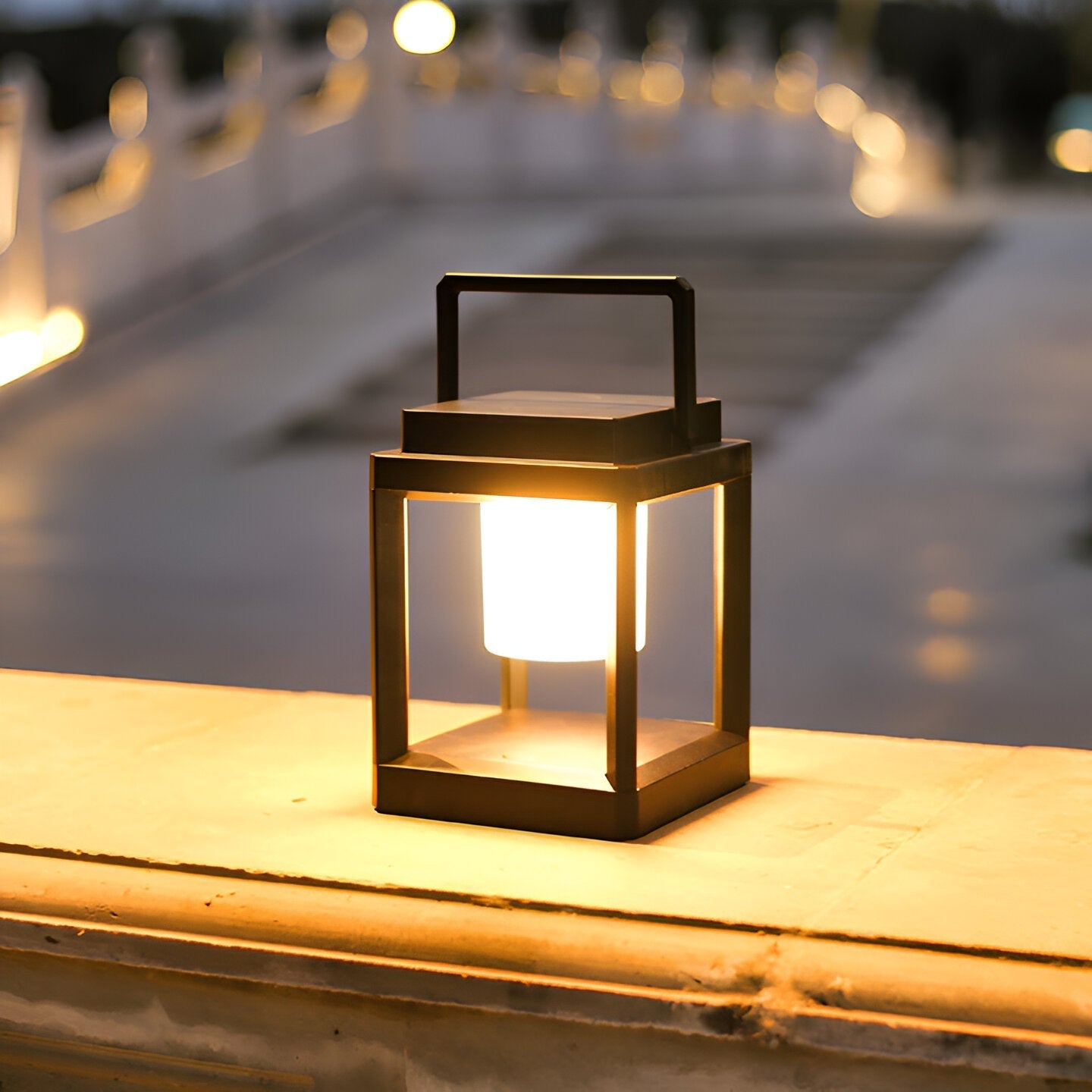 Lunistra | Outdoor Portable Solar Lamp