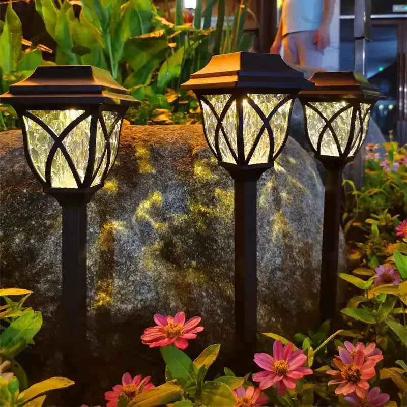 Lunaflare | Solar Garden Lights for Outdoor Landscape Lighting 2