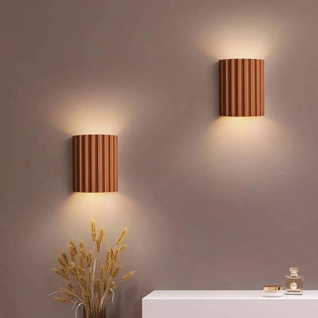 Lunara | Modern LED Wall Sconce for Elegant Spaces 1