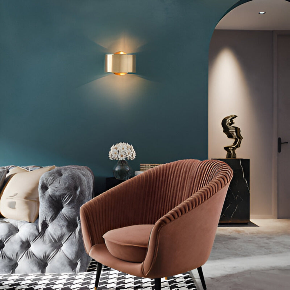 Minimalist Gold Wall Sconce Lighting