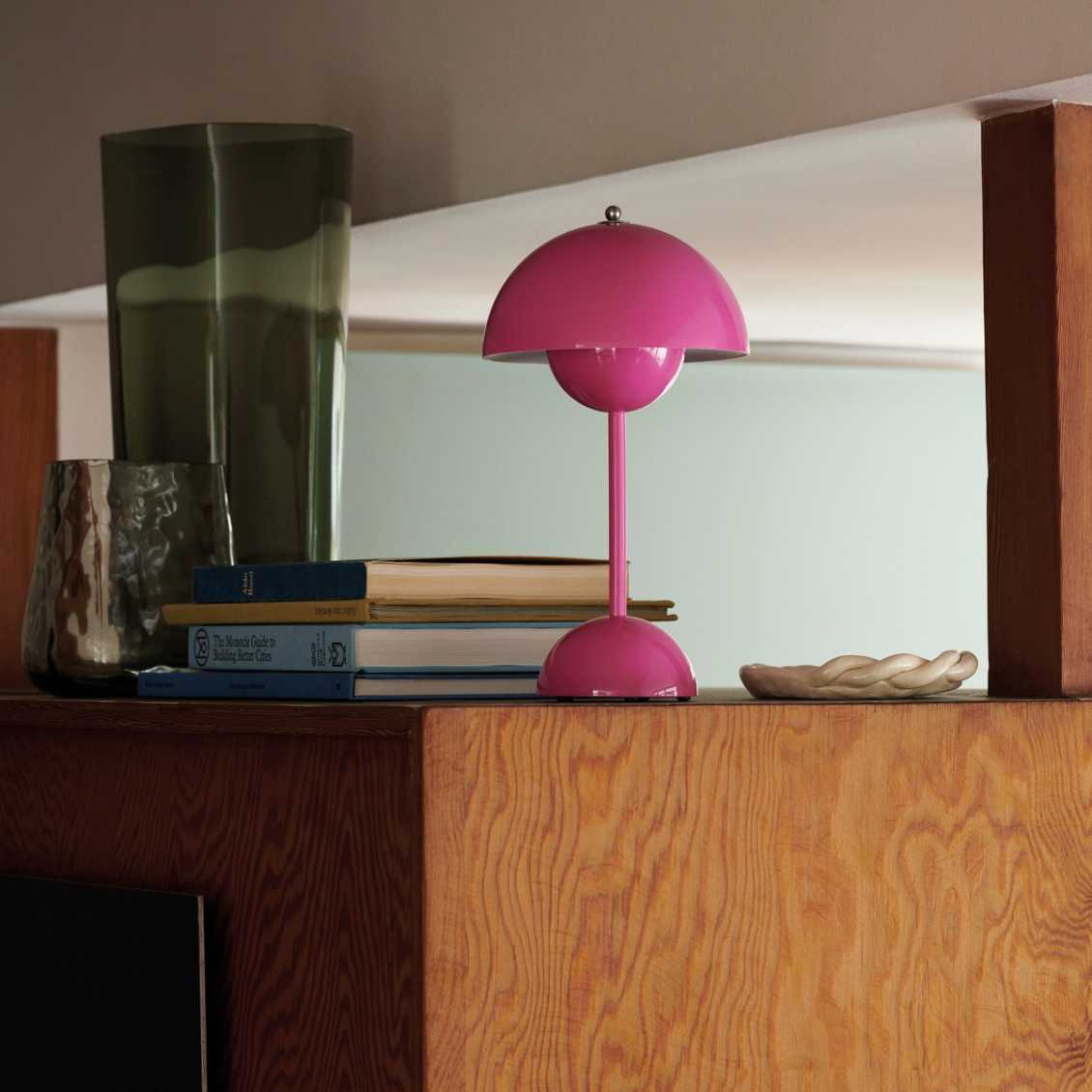 MistralGlow | Lámpara de mesa LED