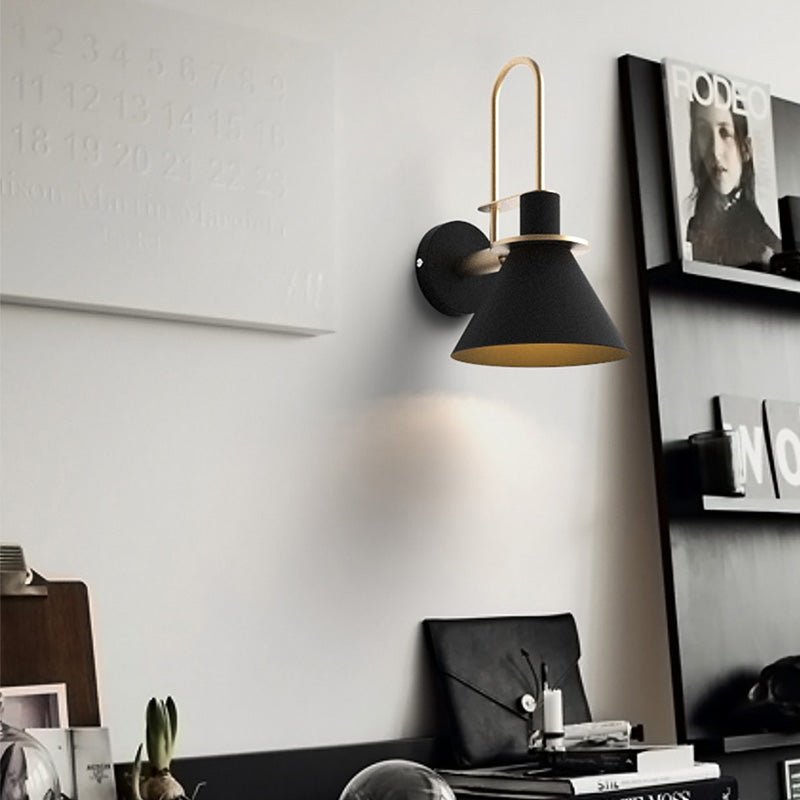 Mistral | Lámpara de pared moderna