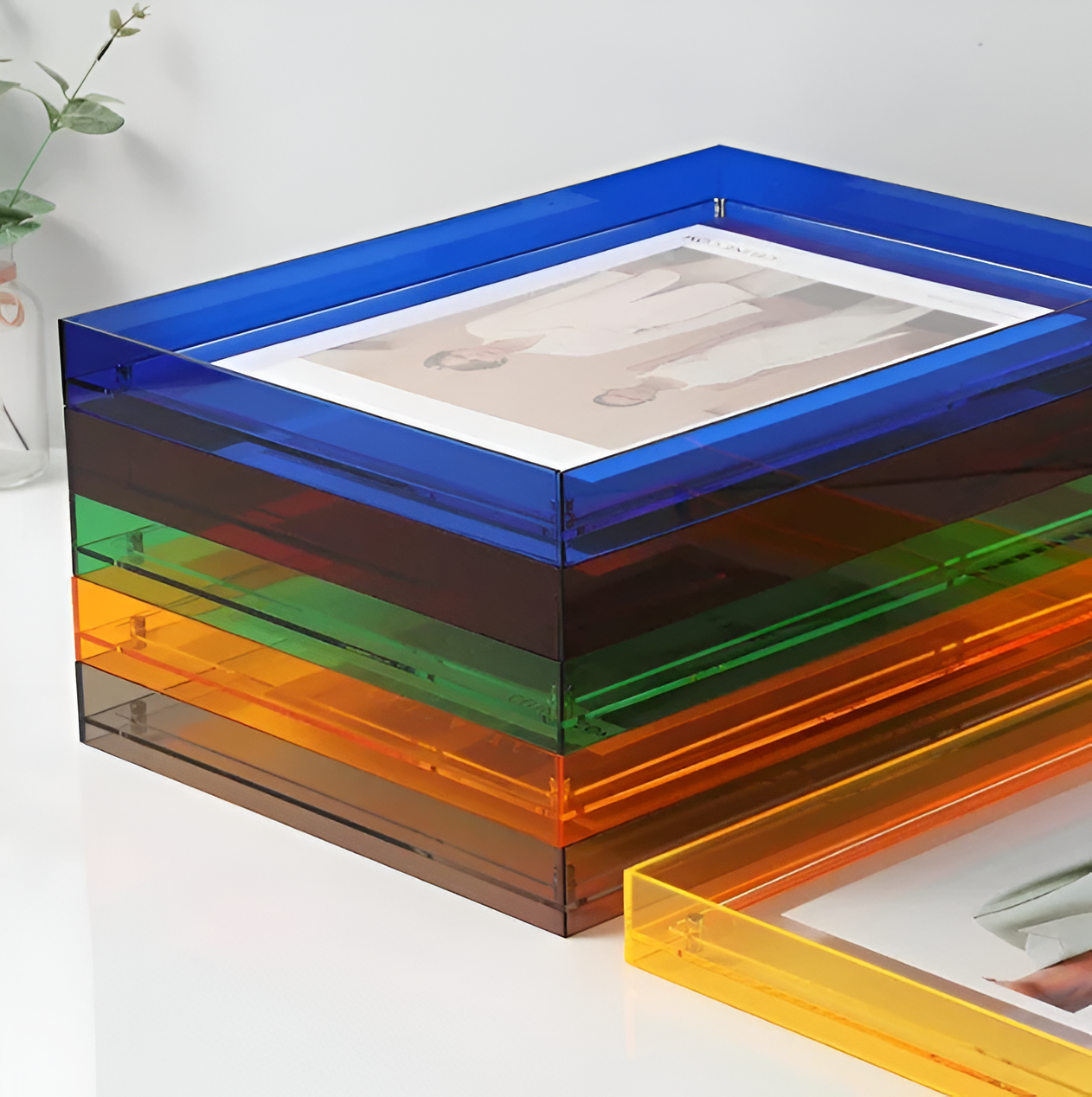 Modern Minimalist Acrylic Photo Frame for Photos and Artwork