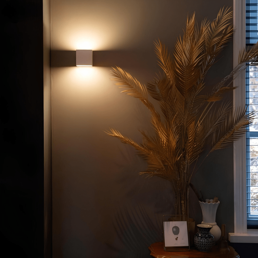 Movo Glow | Modern Wireless Wall Lamp with Motion Sensor