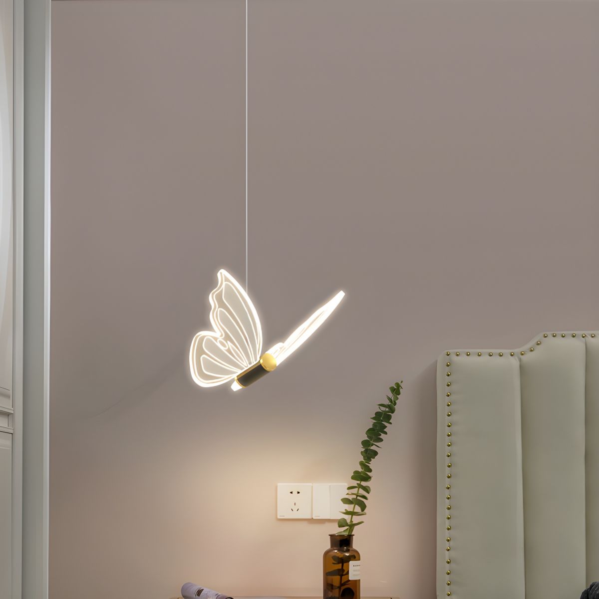 Pyralis | Lampada a sospensione con design a farfalla
