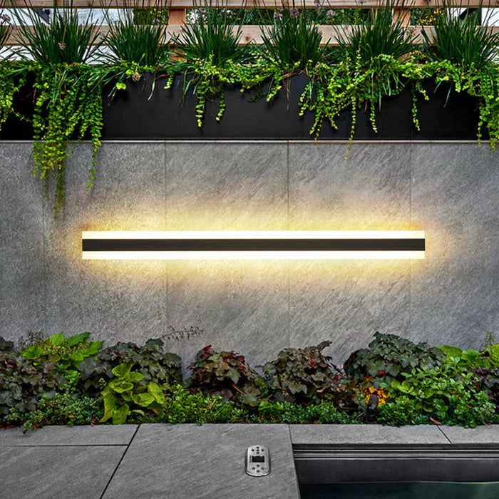 Rainglow | Outdoor Wall Lamp
