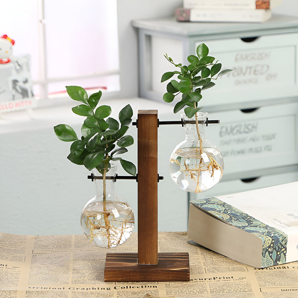 Soporte rústico de madera para plantas