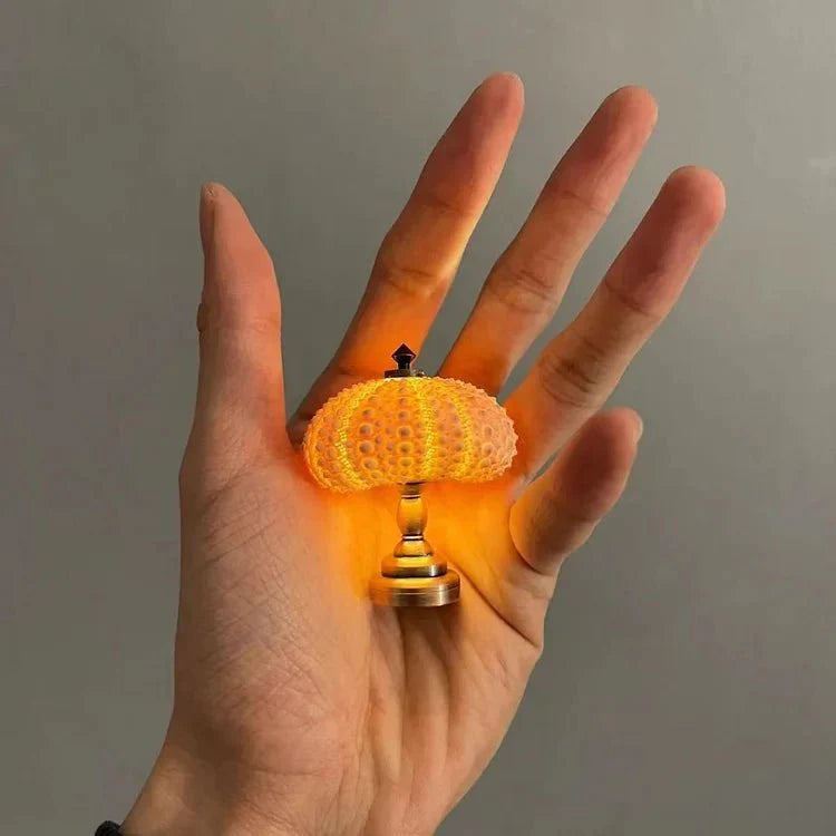Retro zee-egel mini tafellamp