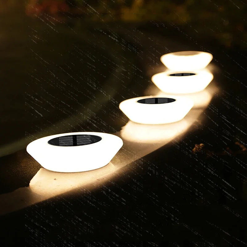 Liona | Solar Garden Pathway Lights