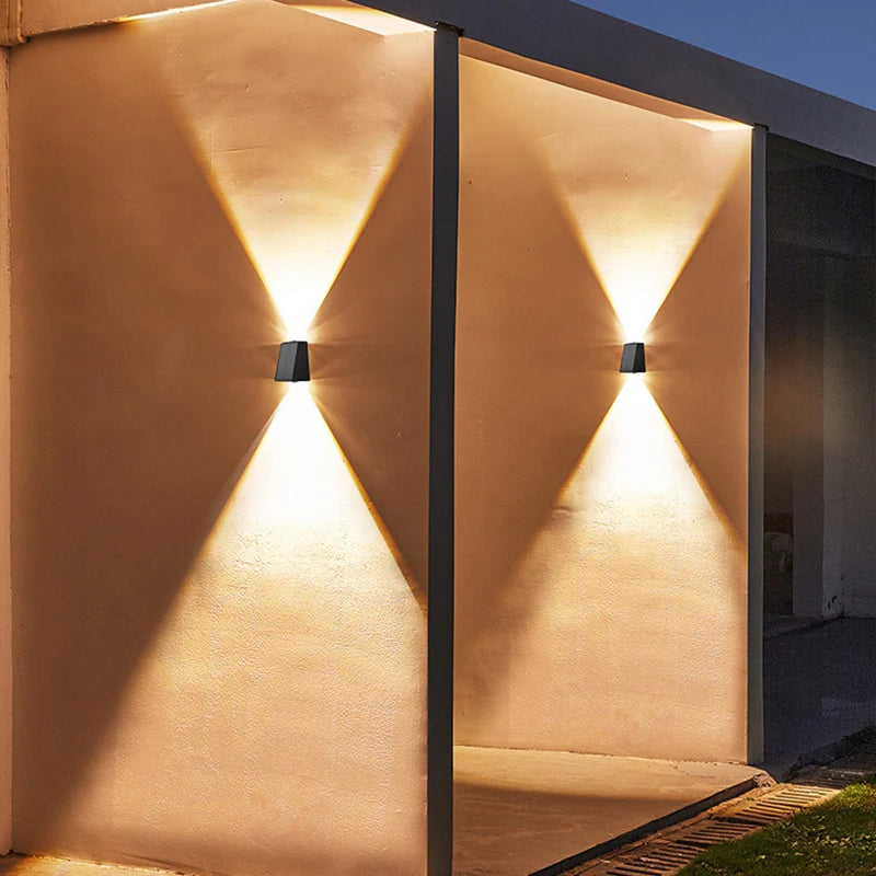 Solara | Outdoor Wall Light with Solar LED Technology 3