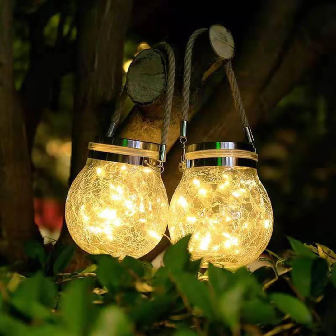 Oculux | Solar Outdoor Lamp