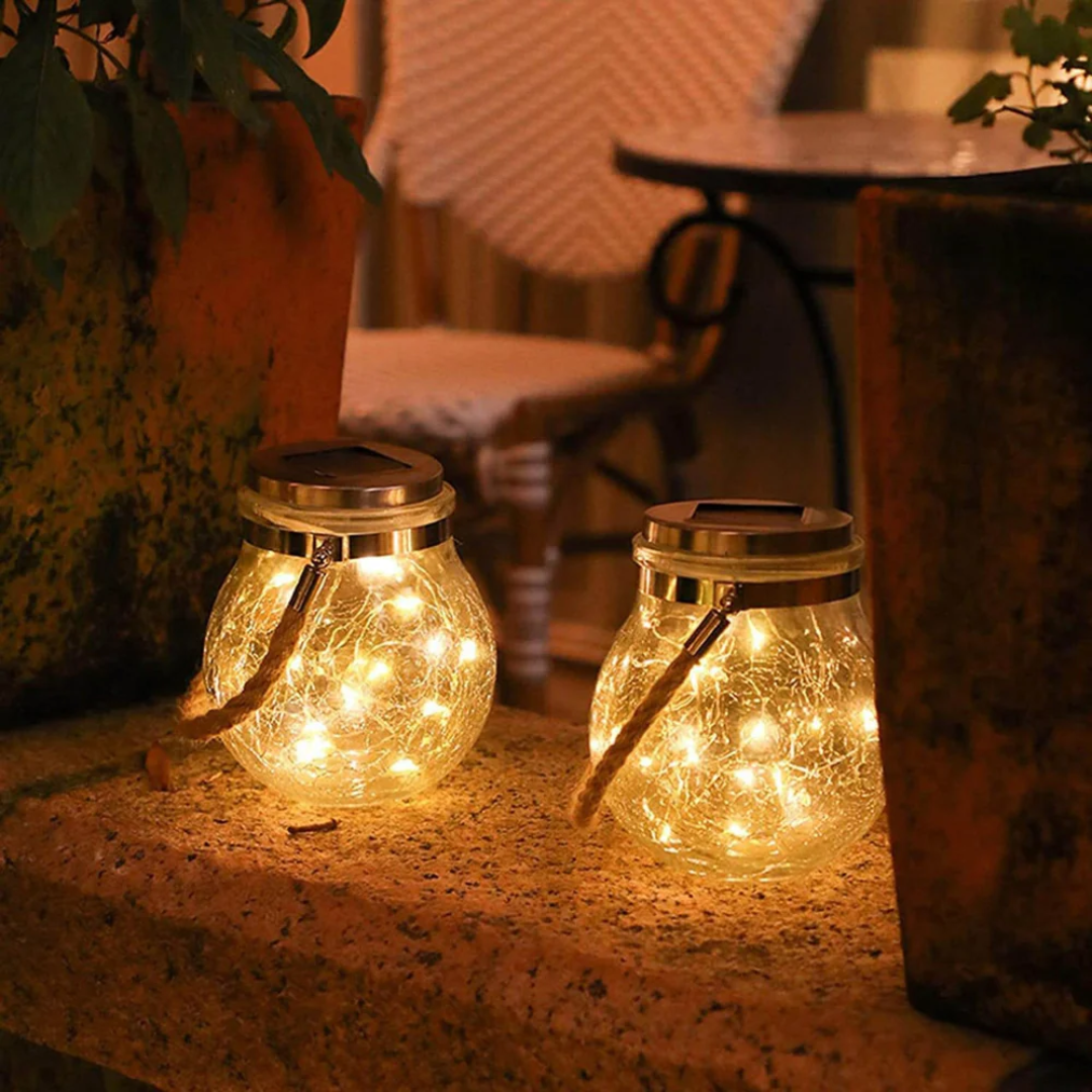 Oculux | Solar Outdoor Lamp