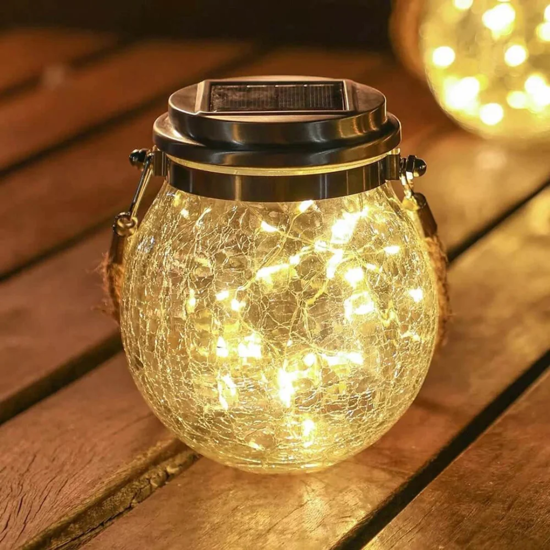 Oculux | Solar Outdoor Lamp