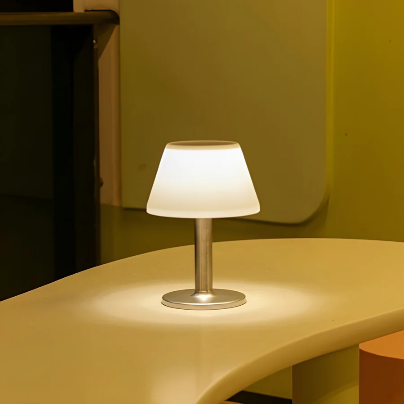 Solara | Solar Table Lamp for Outdoor Elegance 2