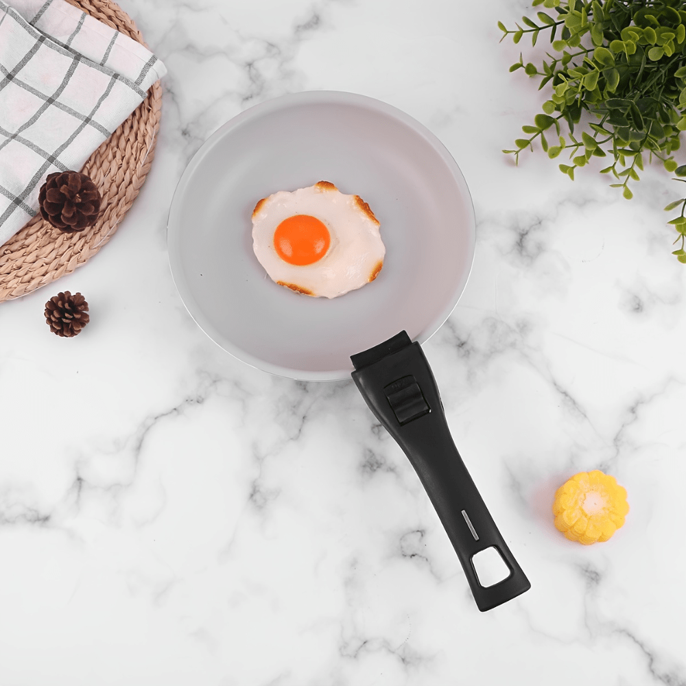 Lightweight Removable Handle Pan Set