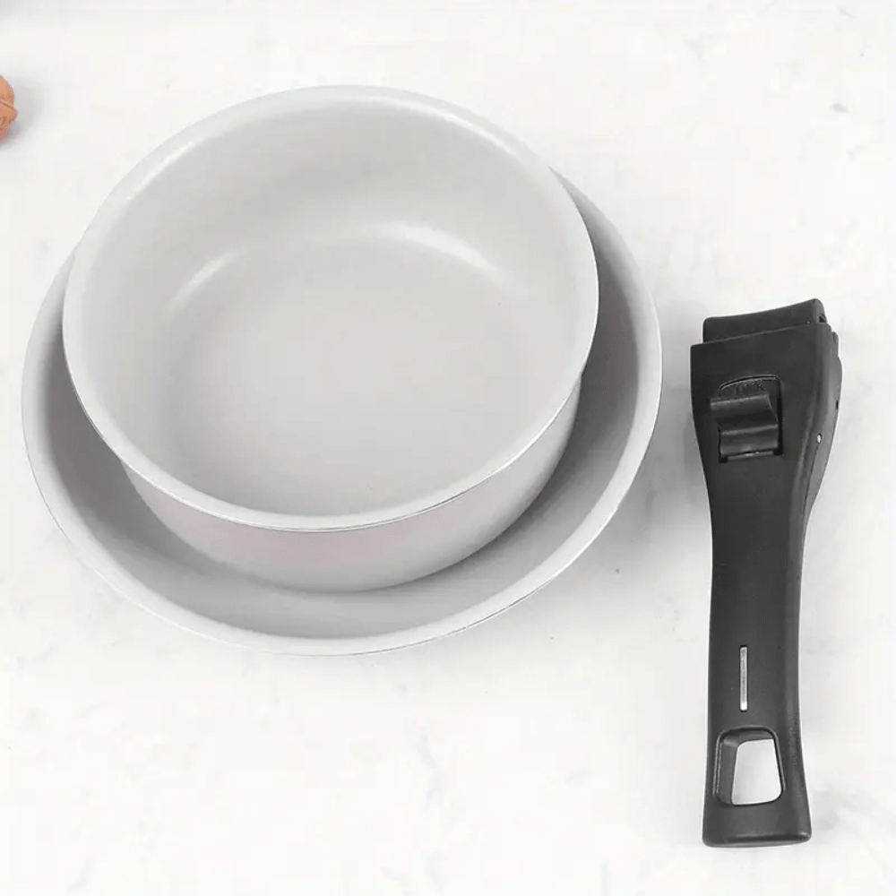 Lightweight Removable Handle Pan Set