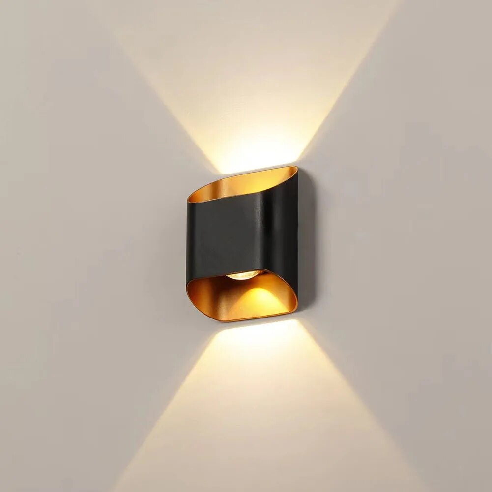 Vallure | Modern Outdoor Wall Sconce with LED Lighting 0