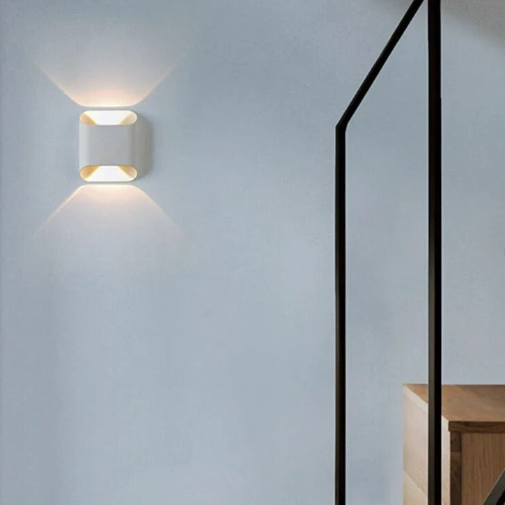 Vallure | Modern Outdoor Wall Sconce with LED Lighting 7