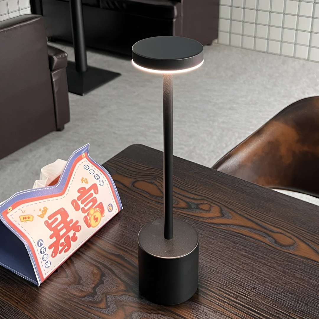 Wireless Retro Table Lamp – Rechargeable Cordless Design